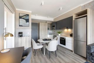 Menlyn Apartment - Black Marble - Pretoria - 7