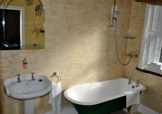 Highfield House Guesthouse - Trim - 6