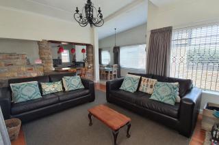 Tranquil on Ten - Hermanus - 0