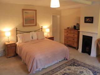Church Farmhouse B & B - Kennett - 7