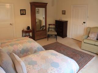 Church Farmhouse B & B - Kennett - 2