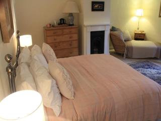 Church Farmhouse B & B - Kennett - 1