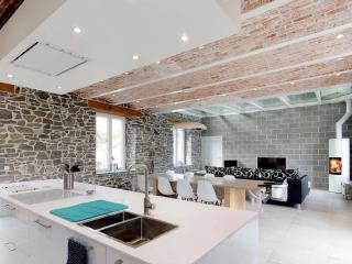 Holiday home in Achet with garden - - 1