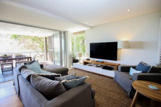 Waves 8 - Beachfront with pool - Point Lookout - 7