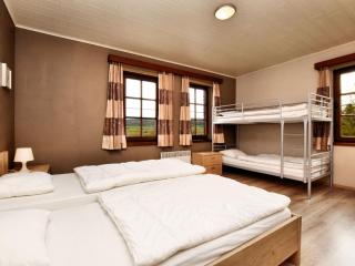 Villa near Durbuy with Sauna & Play Area - Durbuy - 3