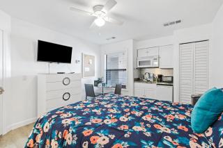 The Inn at St. Thomas Square #1303A - Panama City Beach - 0