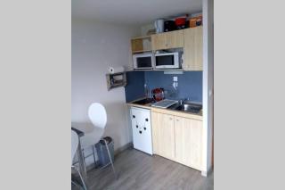 Au Pied des Pistes B31, Chaleureux studio 4 pers, vue sur la vallée imprenable avec WIFI, DRAPS NON COMPRIS - 8