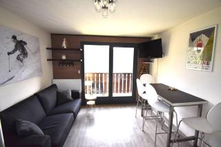 Au Pied des Pistes B31, Chaleureux studio 4 pers, vue sur la vallée imprenable avec WIFI, DRAPS NON COMPRIS - Saint-Jean-d'Aulps - 9