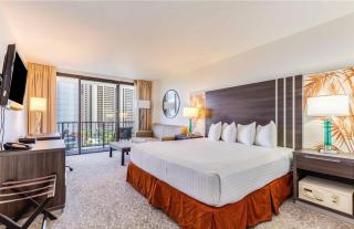 Aqua Palms Waikiki #304 and #1112 - 0