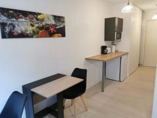 Studio calme avec parking - Saint-Pierre-du-Mont - 5