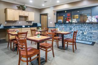 Rodeway Inn Carrollton I-35E - 5