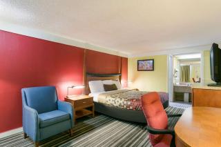 Econo Lodge Frederick I-70 - Frederick - 1