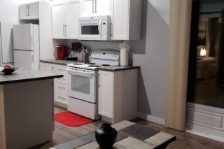 Beautiful 1 BDR Apt #G Hull/Ott by Amazing Property Rentals - Gatineau - 1