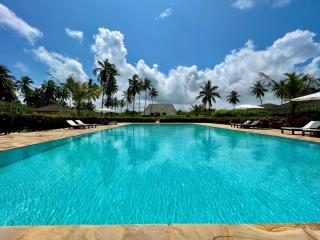 The Sands Beach Resort - Bwejuu - 6