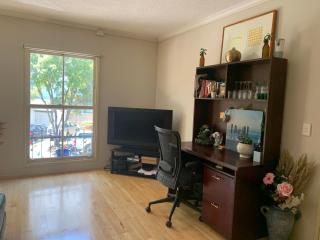 Two bedroom apartment in peaceful southbank - 5