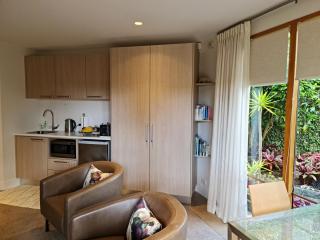 Parnell Garden Suite - 3