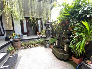 Suwardika Homestay & Dormitory - Sanur - 3
