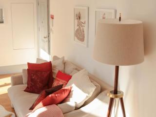 Sao bento stylish cozy apt with ac balcony - 9