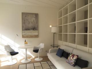 Chiado bright modern apt with ac elevator - Lissabon - 8