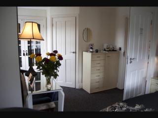 Y Garth Luxury Bed and Breakfast - Newport - 8