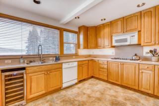 Beaver Cove Lodge - 1