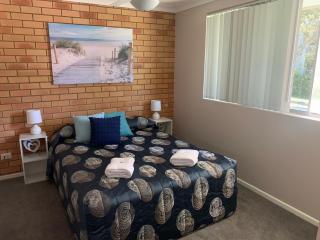 Beachlander Self-Contained Holiday Apartments - Coffs Harbour - 7