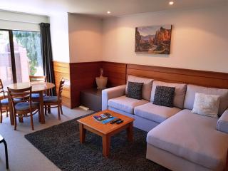 St James Apartments - Queenstown - 1