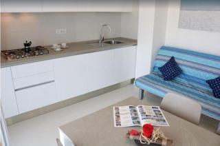 Sea view apartment with beach place - 9