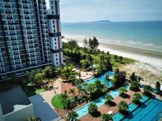 TIMURBAY SEAFRONT RESIDENCE by L'amour Home - Kuantan - 0