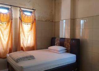 Hotel Mulia Kendari Mitra RedDoorz - Pipulu - 7