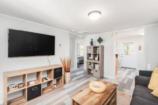 220 W Ashley - Corner Cottage - Central Location - 9