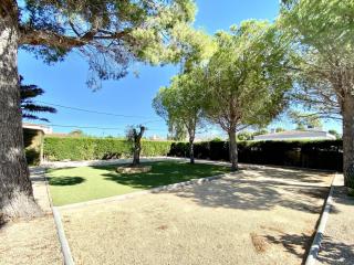 Villa Bouganvilla luxury villa with air-con, & private swimming pool ideal for families - 2