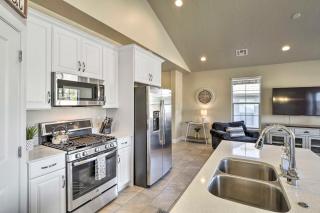 Washington Townhome with Patio and Resort Perks! - Washington - 1