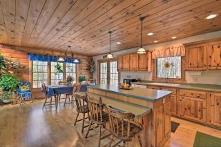 Family-Friendly Gresham Getaway with Game Room! - 5