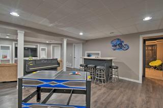 Family-Friendly Gresham Getaway with Game Room! - - 1