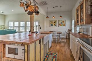 Pool, Hot Tub and Game Room Schulenburg Retreat - Schulenburg - 3