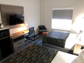 La Quinta by Wyndham Tampa Central - 5