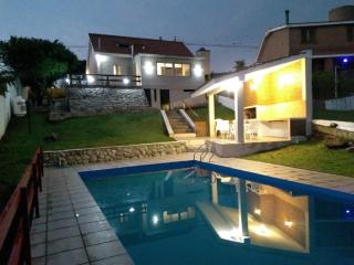 CHALET con piscina VISTA AL LAGO SIERRAS DE CORDOBA - 6
