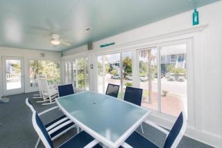 704 W Ashley - Blue Sky - Heated Swimming Pool - Across the Street from Ocean - Folly Beach - 8