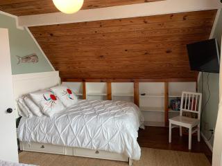 Salty Poodle Cottage - 2