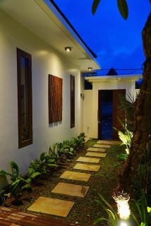 Puri Warung Villa & Guest House - 3