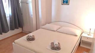 Apartments Villa Bonaca - 3 Min Walk to the Beach - 8