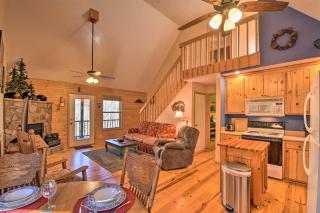 Family-Friendly Cabin about 1 Mile to Hike and Swim! - Hood - 7