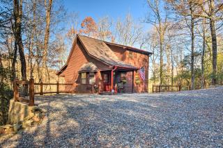 Family-Friendly Cabin about 1 Mile to Hike and Swim! - Hood - 9
