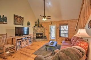 Family-Friendly Cabin about 1 Mile to Hike and Swim! - Hood - 8