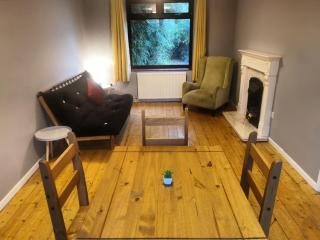 Self Contained 4 Bed House with Off Street Parking - Norwich - 0