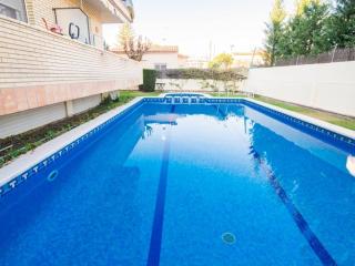 Sunny apartment 3 blocks to the beach - Castelldefels - 0
