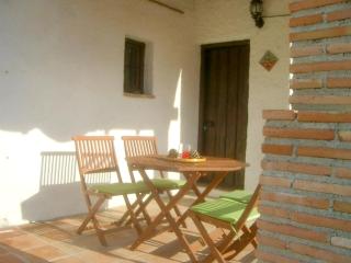 Charming House with Pool in El Borge - Borge - 7