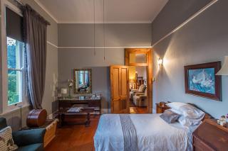 Royston Hall Historical Guesthouse - 7