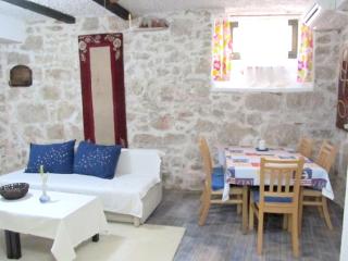 Comfortable apartment in Betina 55 m² with terrace - Betina - 4